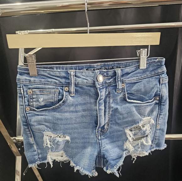 AE Hi Rise Shorties - Picture 1 of 5